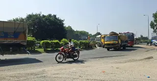 দেড় ঘণ্টা পর টাঙ্গাইলে অবরোধ প্রত্যাহার: যান চলাচল স্বাভাবিক